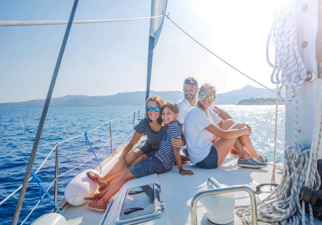 Family Boater Canada
